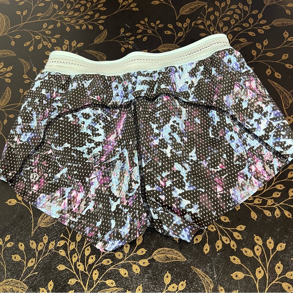 Lululemon Split Second Short - image 3